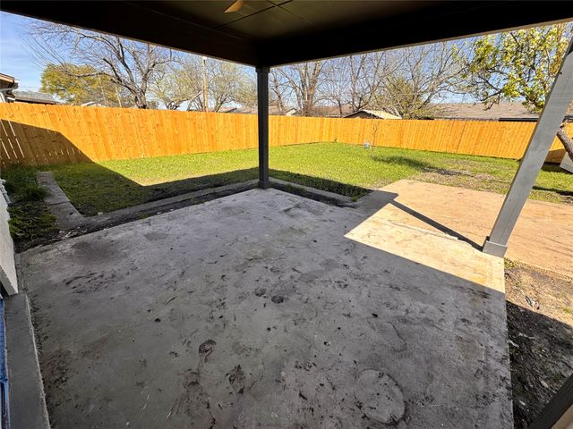 214 College Street, Royse City, TX 75189