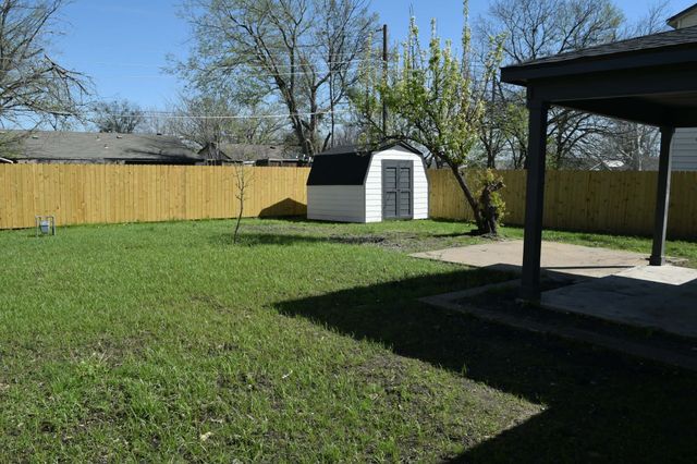 214 College Street, Royse City, TX 75189