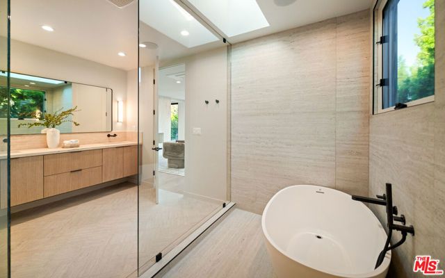 615 23rd Street, Santa Monica, CA 90402