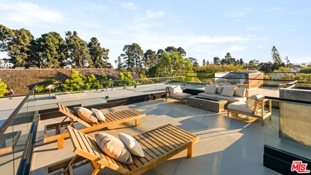 615 23rd Street, Santa Monica, CA 90402