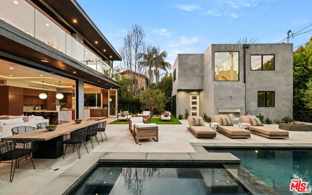 615 23rd Street, Santa Monica, CA 90402