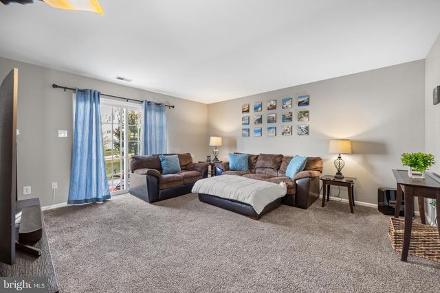 136 ACORN DR, Mount Royal, NJ 08061