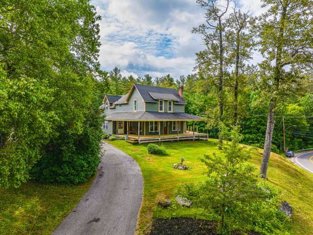 11 N Point Road, Long Lake, NY 12847