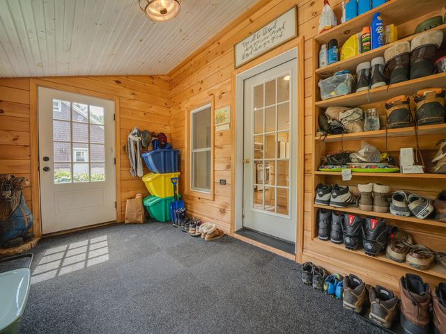 11 N Point Road, Long Lake, NY 12847