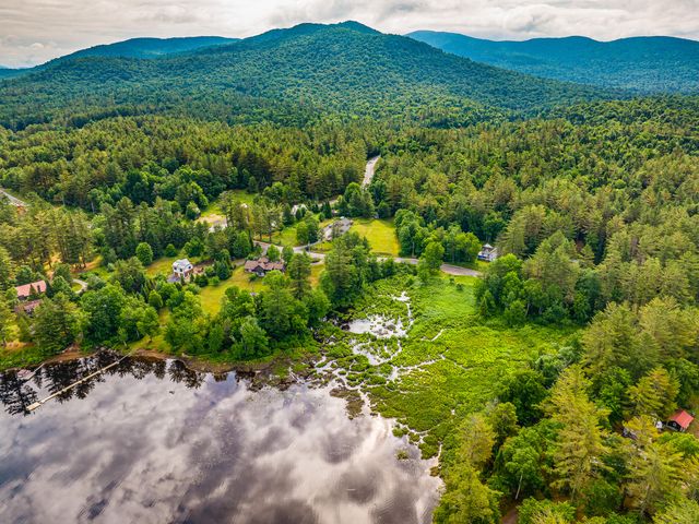 11 N Point Road, Long Lake, NY 12847