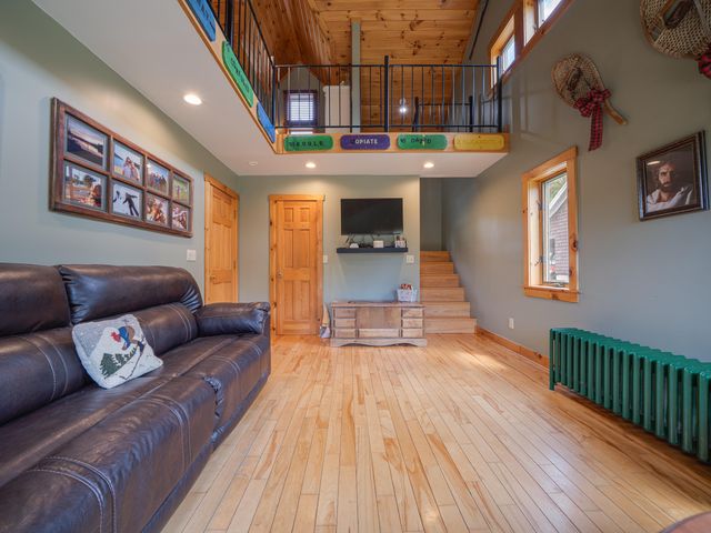 11 N Point Road, Long Lake, NY 12847