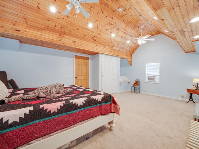 11 N Point Road, Long Lake, NY 12847