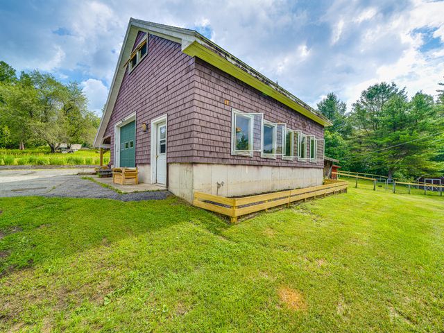 11 N Point Road, Long Lake, NY 12847