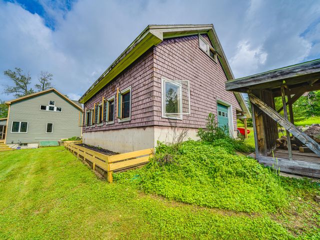 11 N Point Road, Long Lake, NY 12847