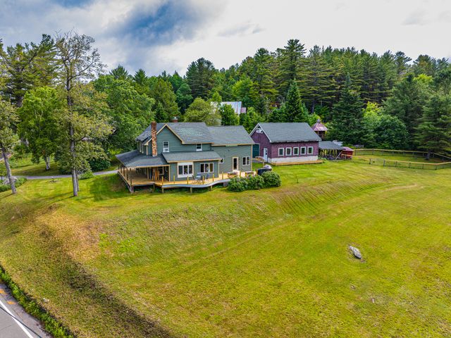 11 N Point Road, Long Lake, NY 12847