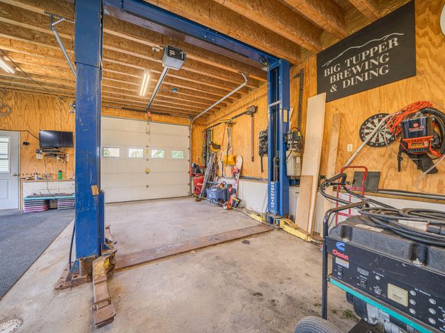 11 N Point Road, Long Lake, NY 12847