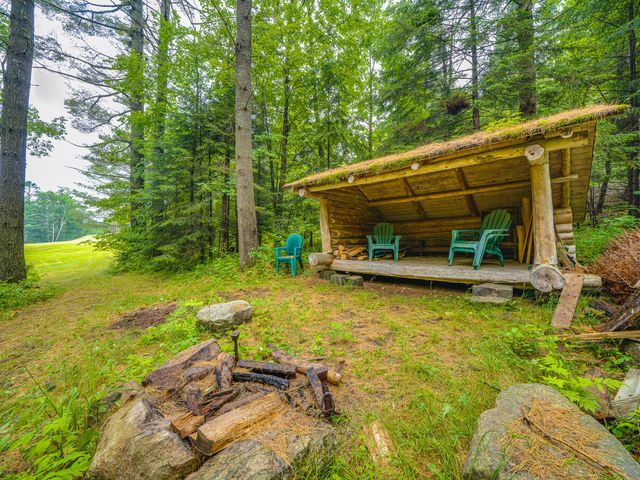 11 N Point Road, Long Lake, NY 12847