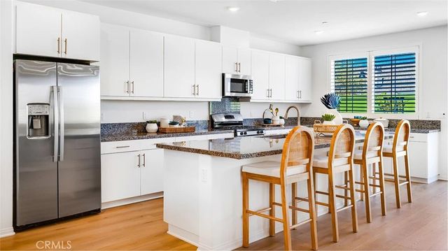 17646 Bassets Street, Hesperia, CA 92345