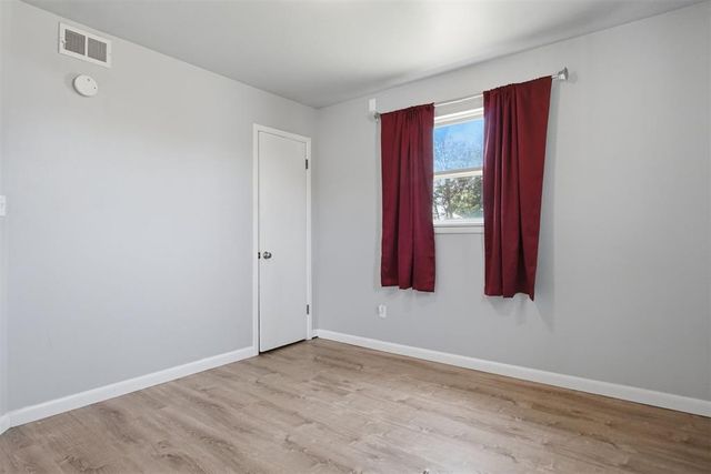 6004 SE 7th Street, Oklahoma City, OK 73110