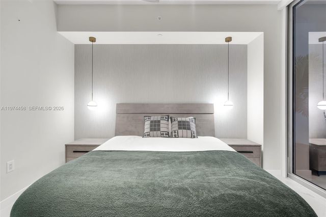 851 NE 1st Ave 4009 + Cabana 15, Miami, FL 33132