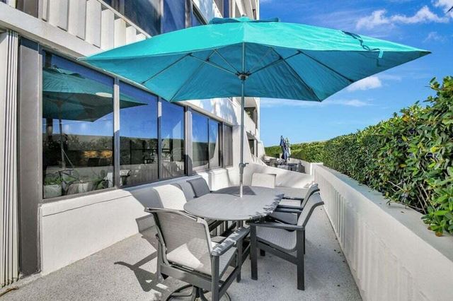 3590 S Ocean Boulevard 104, South Palm Beach, FL 33480