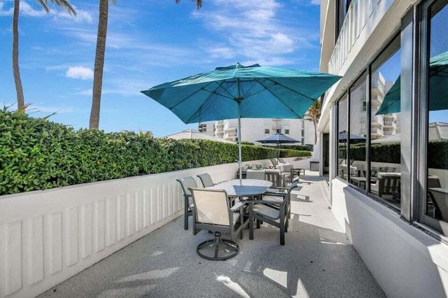 3590 S Ocean Boulevard 104, South Palm Beach, FL 33480