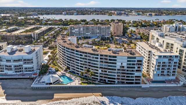 3590 S Ocean Boulevard 104, South Palm Beach, FL 33480