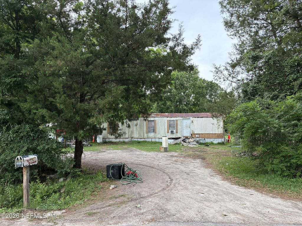 44427 COMMANCHEE Road, Callahan, FL 32011