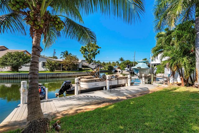 825 Argonaut Isle, Dania Beach, FL 33004