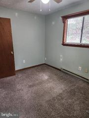284 TALL PINE LN, Gerrardstown, WV 25420