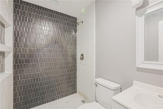 5200 S 27th Street, Mcallen, TX 78503