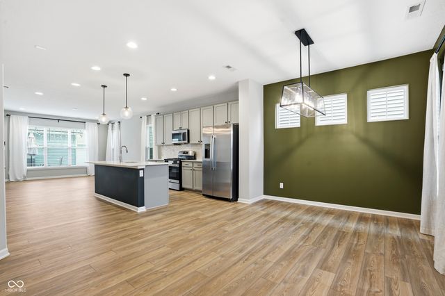 2925 Bolton Square Boulevard, Indianapolis, IN 46222