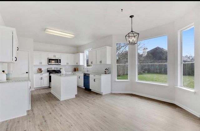15615 Copano Bay Drive, Sugar Land, TX 77498