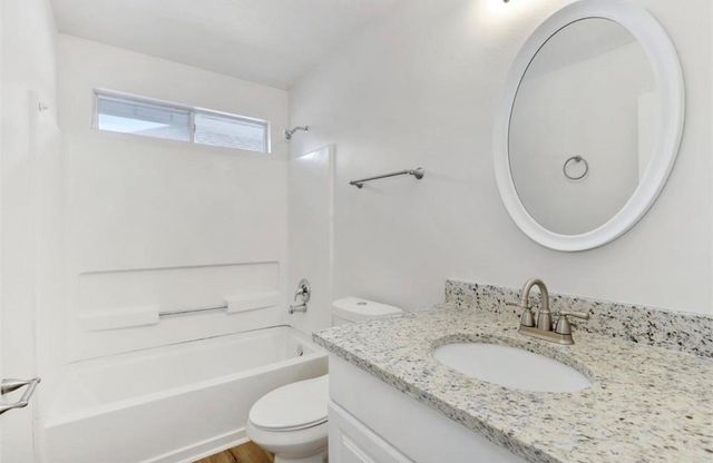 15615 Copano Bay Drive, Sugar Land, TX 77498