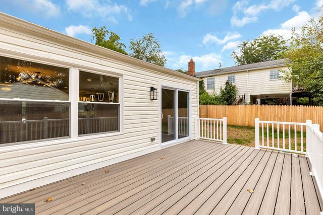 2329 BLUE VALLEY DR, Silver Spring, MD 20904