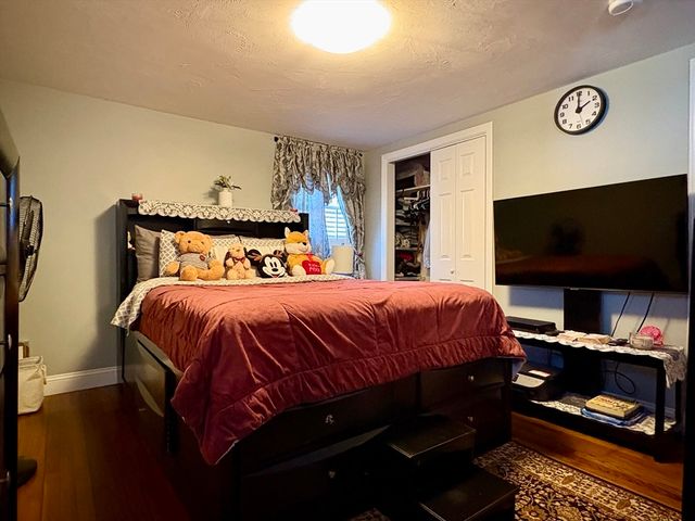 1309 Shootflying Hill Rd, Barnstable, MA 02632