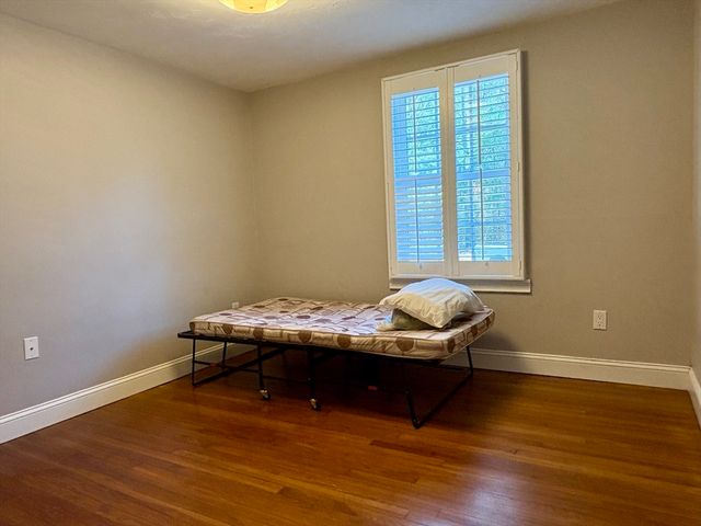 1309 Shootflying Hill Rd, Barnstable, MA 02632