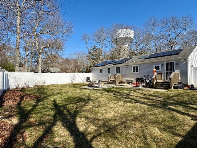 1309 Shootflying Hill Rd, Barnstable, MA 02632