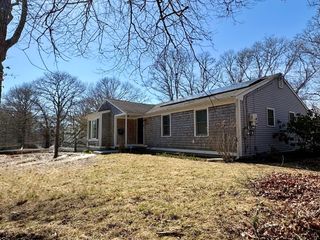 1309 Shootflying Hill Rd, Barnstable, MA 02632