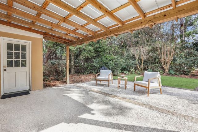 9 Colonel Estill Avenue, Savannah, GA 31406