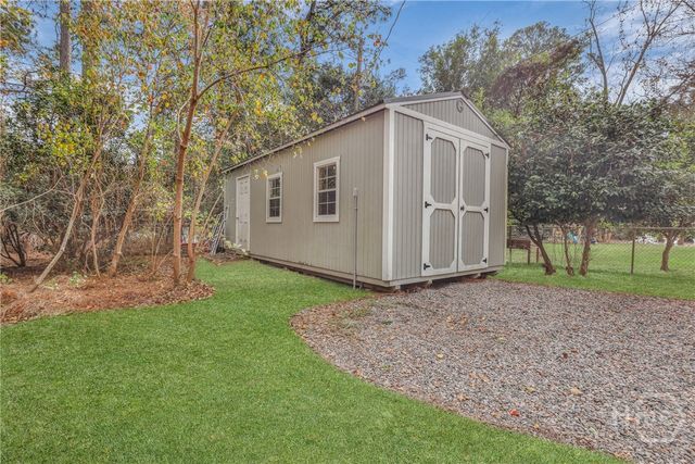 9 Colonel Estill Avenue, Savannah, GA 31406