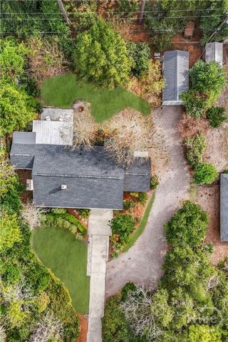 9 Colonel Estill Avenue, Savannah, GA 31406