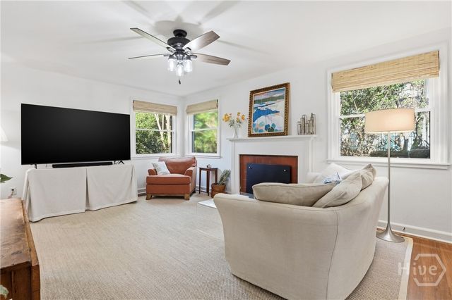 9 Colonel Estill Avenue, Savannah, GA 31406