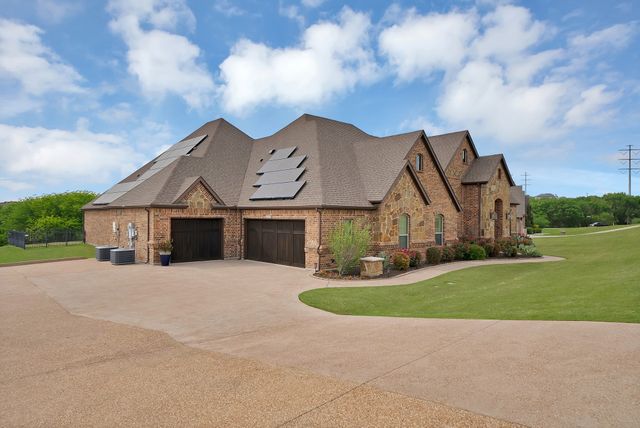 12408 Villa Milano Drive, Fort Worth, TX 76126