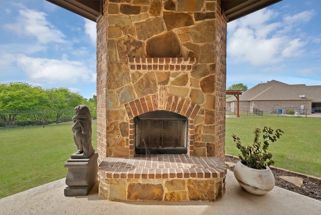 12408 Villa Milano Drive, Fort Worth, TX 76126