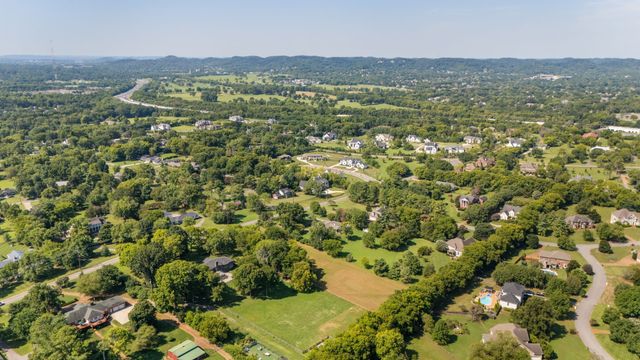 9018 Old Smyrna Rd, Brentwood, TN 37027