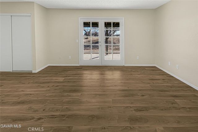 37324 97th Street East, Littlerock, CA 93543