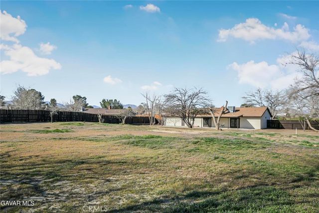 37324 97th Street East, Littlerock, CA 93543