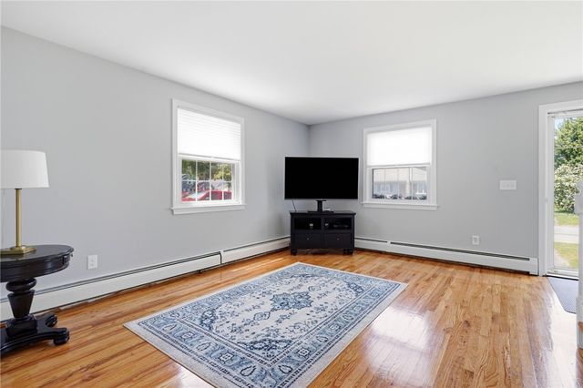 106 Fales Road, Bristol, RI 02809