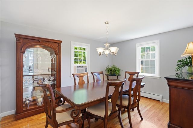 106 Fales Road, Bristol, RI 02809
