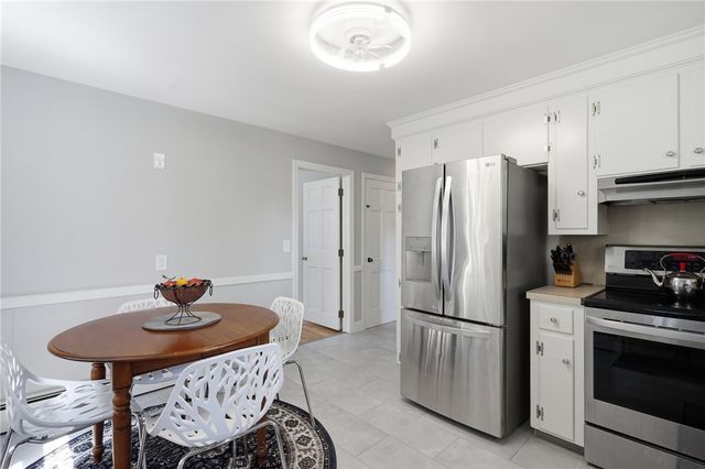 106 Fales Road, Bristol, RI 02809