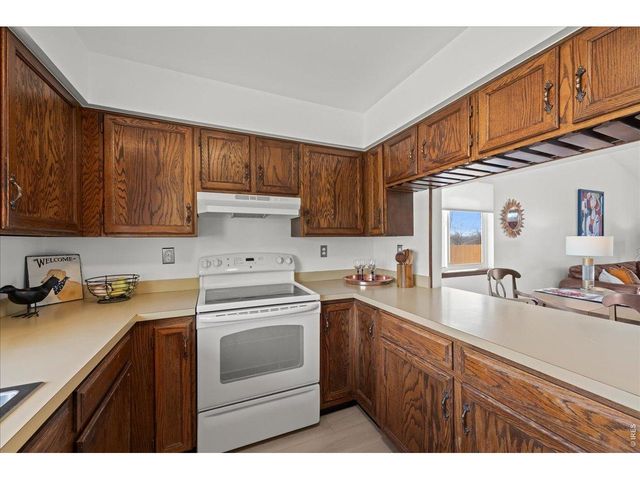 1006 Sunburst Ct, Lafayette, CO 80026