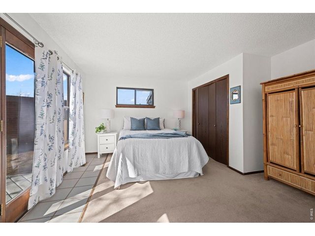 1006 Sunburst Ct, Lafayette, CO 80026