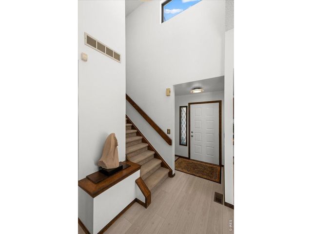 1006 Sunburst Ct, Lafayette, CO 80026