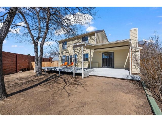 1006 Sunburst Ct, Lafayette, CO 80026